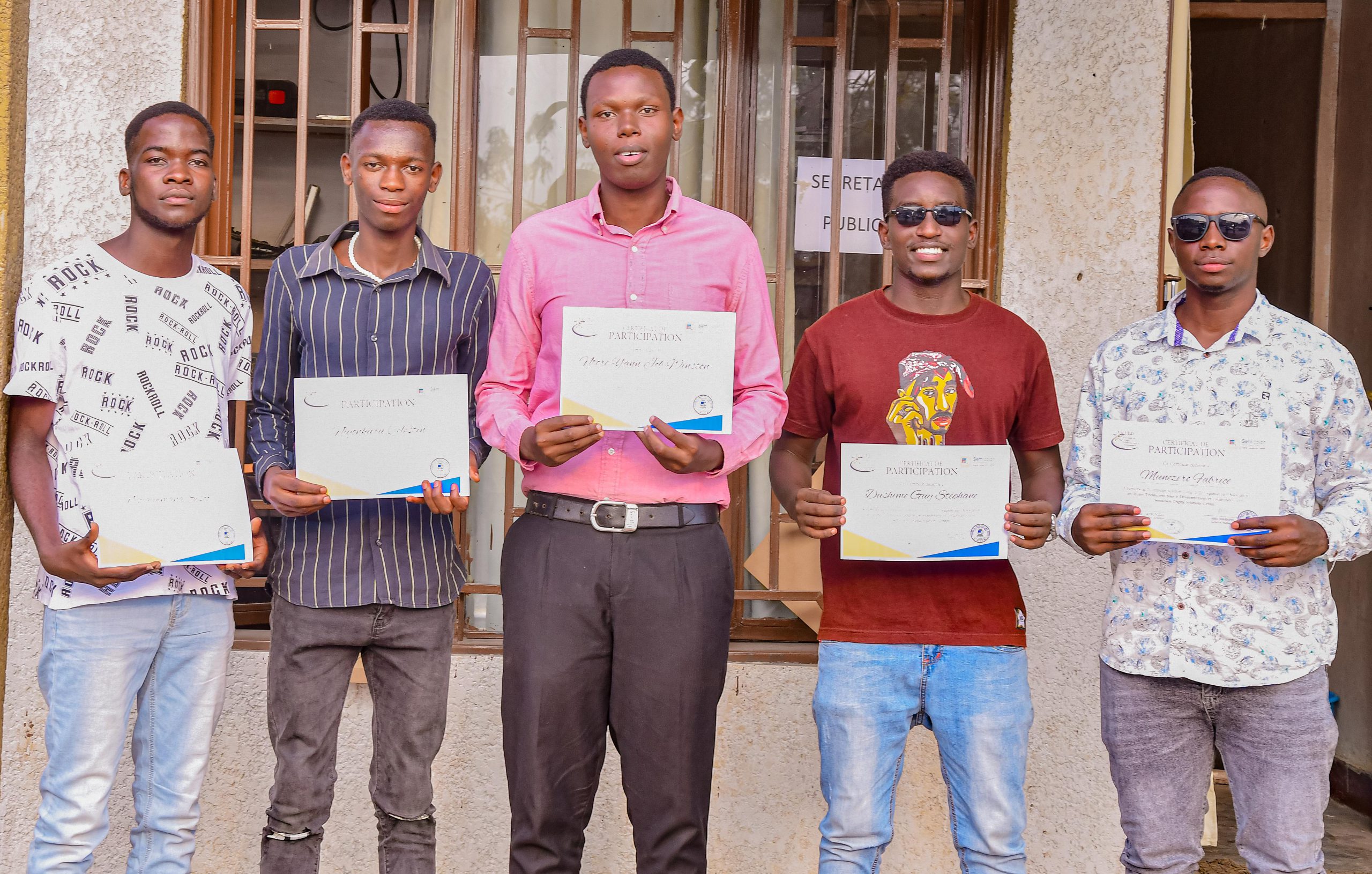 Remise des certificats, première édition